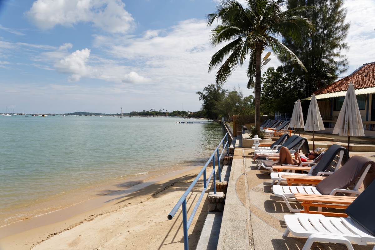 Chalong Bay | Beach Phuket. In front of Ao Chalong Villa & Spa