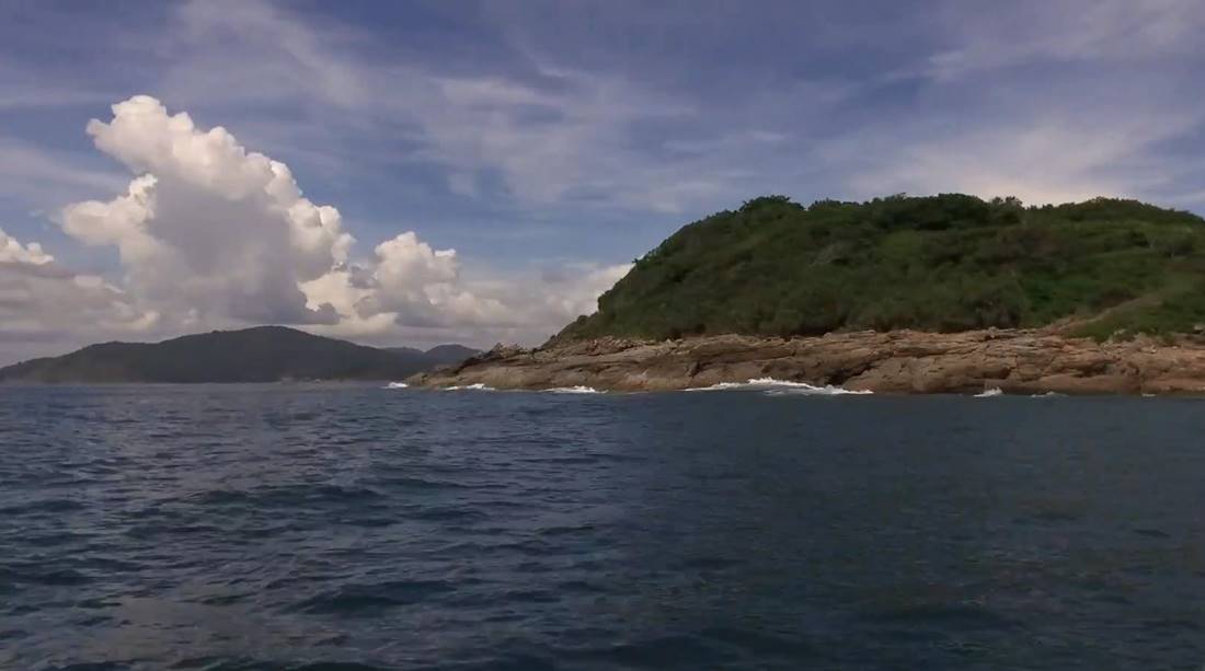 View from the sea of Koh Kaeo Noi Island