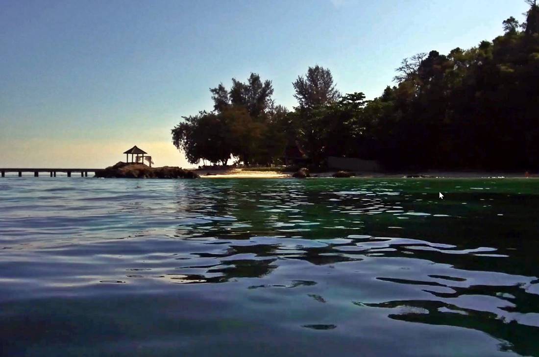 View from the sea of Koh Maiton Island beach
